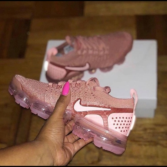 Nike Vapor Max - Picture 2 of 5